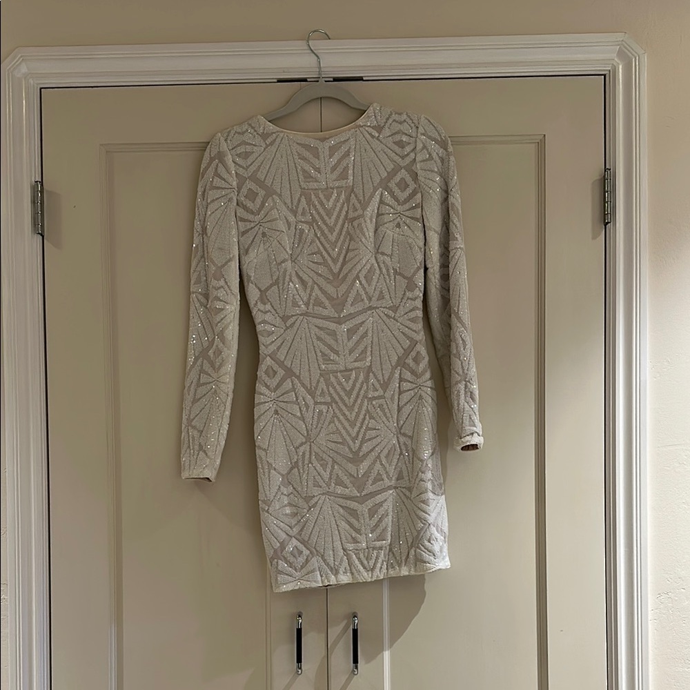 Dress the Population Cream Long Sleeve Bodycon Dress